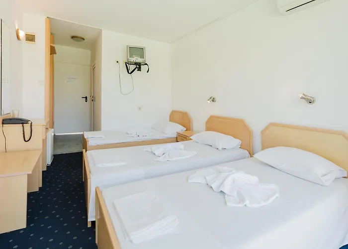 Sunny Breeze - Free Parking