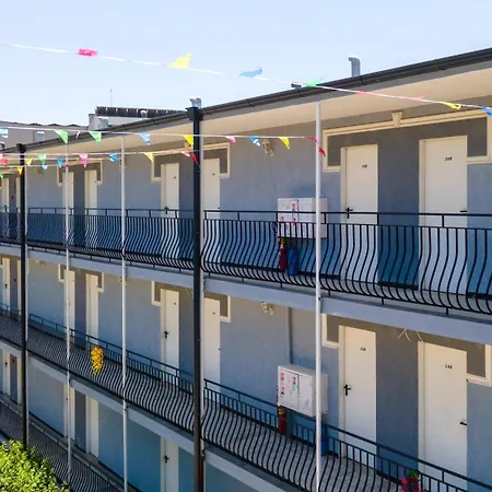 Sunny Breeze - Free Parking Hotel